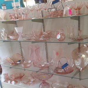 Meet your Posher, Tyetreasures